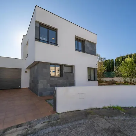 Alexandra Villa